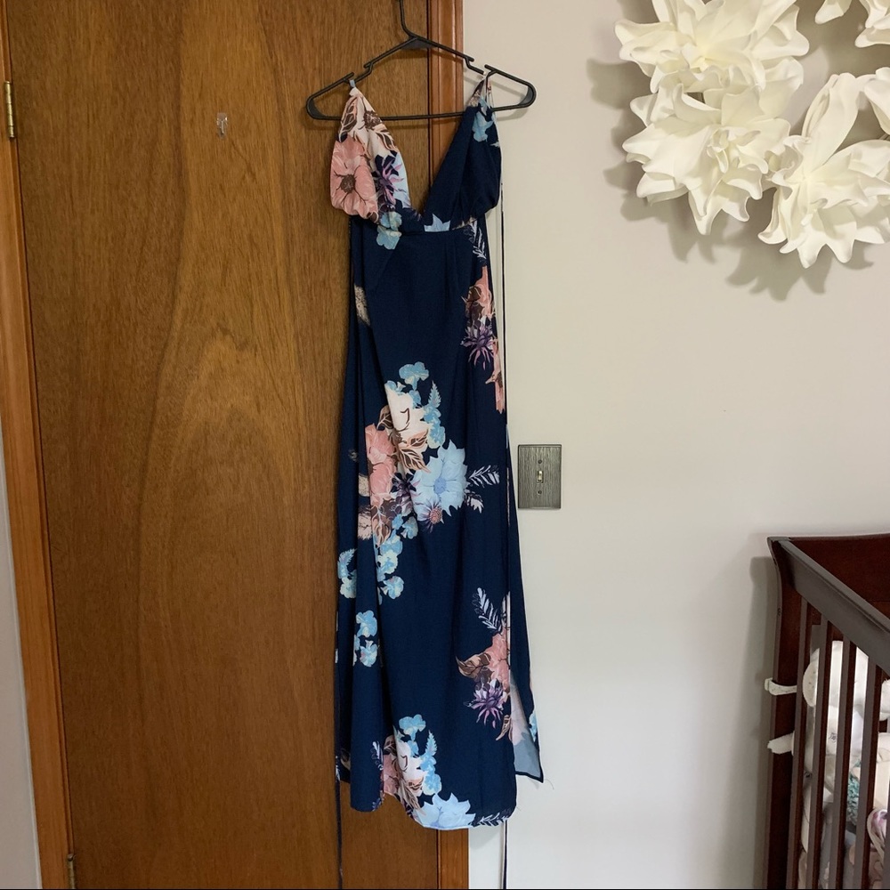 Floral backless maxi dress